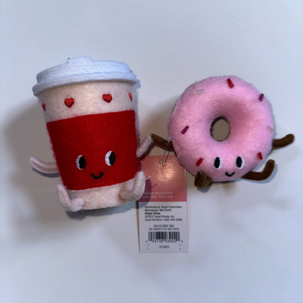 Target Valentine’s Day Donut & Coffee Plushies ☕️🍩❤️✨